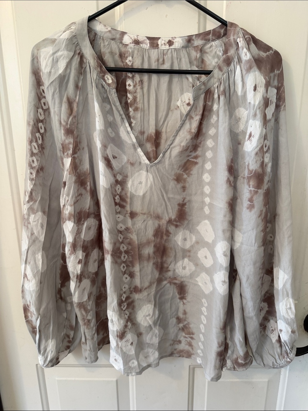 Velvet by Graham & Spencer Taupe and White Tie-Dye V-Neck Tunic